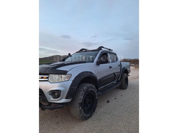 Sahibinden Mitsubishi L 200 4x4 Invite 2015 Model