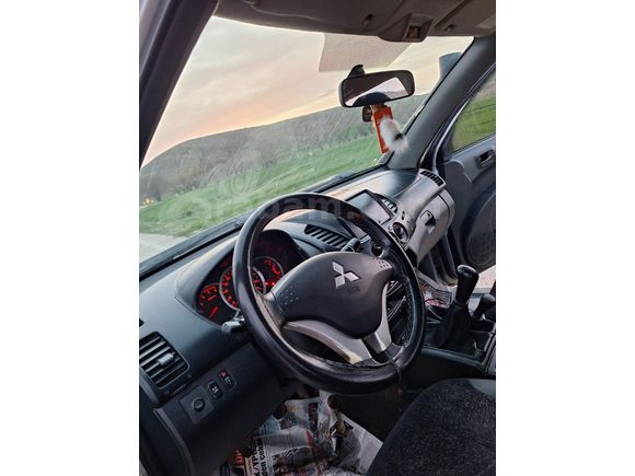 Sahibinden Mitsubishi L 200 4x4 Invite 2015 Model