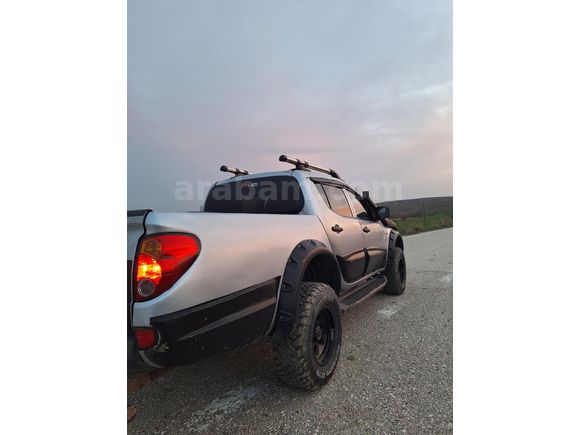 Sahibinden Mitsubishi L 200 4x4 Invite 2015 Model