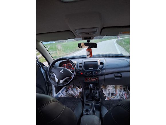 Sahibinden Mitsubishi L 200 4x4 Invite 2015 Model