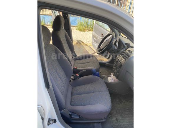 Sahibinden Hyundai Accent 1.5 1.5i GLS 2002 Model 