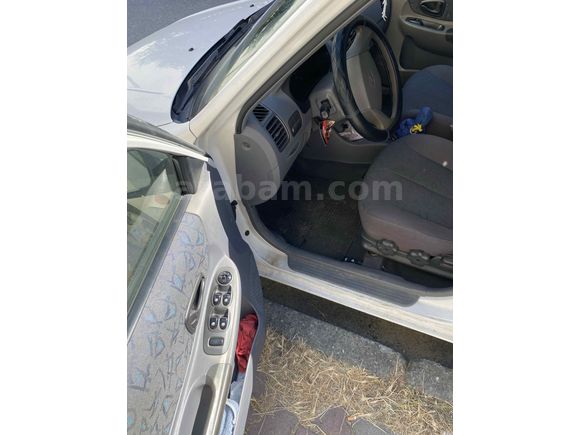 Sahibinden Hyundai Accent 1.5 1.5i GLS 2002 Model 