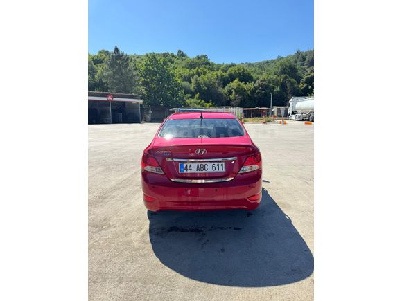 Sahibinden Hyundai Accent Blue 1.4 CVVT Mode Plus 2016 Model