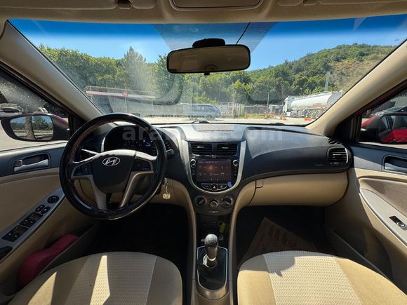 Sahibinden Hyundai Accent Blue 1.4 CVVT Mode Plus 2016 Model