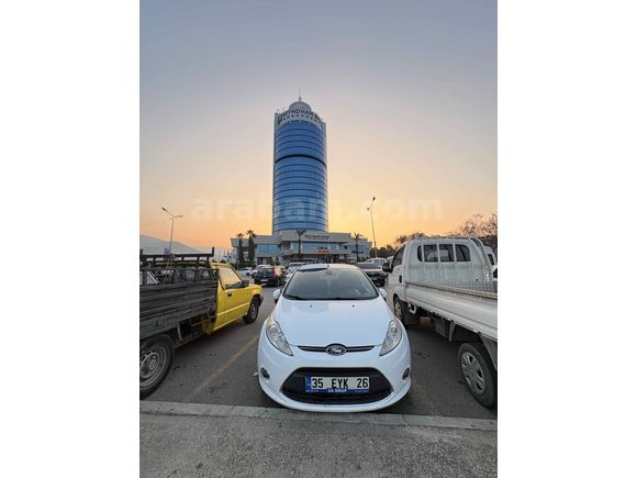 Sahibinden Ford Fiesta 1.4 Titanium 2012 Model 