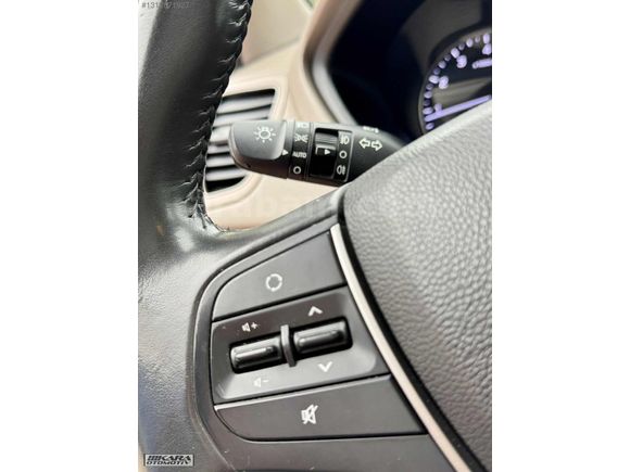 BOYASIZ-HATASIZ-2017MODEL-İ20 ELİT BLUE-114.000KM-CAM TAVAN