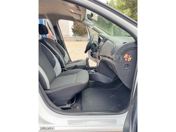 BOYASIZ-DEĞİŞENSİZ-TRAMERSİZ-2015 MODEL SYMBOL-147.000KM-LPG