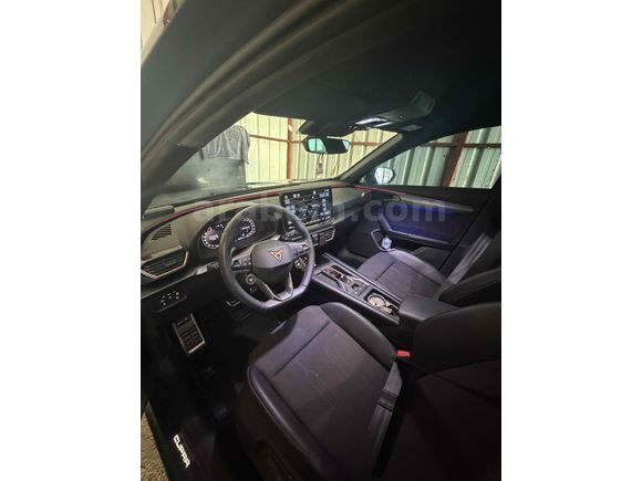 Sahibinden Cupra Formentor 1.5 eHybrid Phev Impulse 2025 Model  6.005 km Mavi