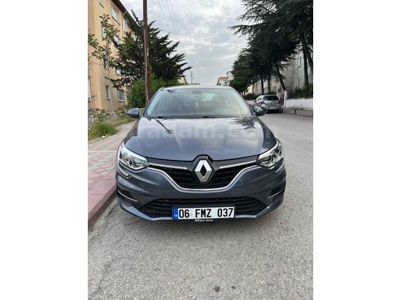 Sahibinden Renault Megane 1.3 TCe Touch 2023 Model 