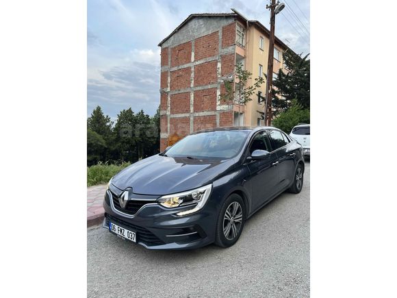 Sahibinden Renault Megane 1.3 TCe Touch 2023 Model 
