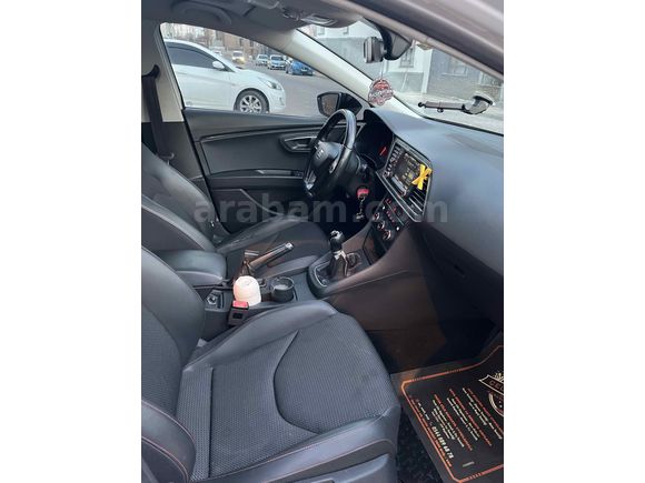 Hasarsız Boyasız Değişensiz Düşük Km Leon Fr