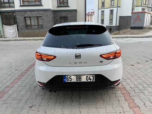 Hasarsız Boyasız Değişensiz Düşük Km Leon Fr