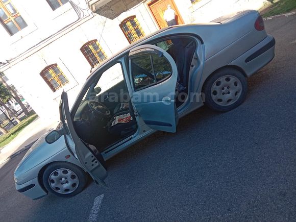 Sahibinden Renault Megane 1.9 DTi Expression 2003 Model