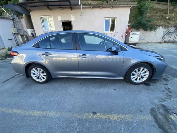 Sahibinden Toyota Corolla 1.5 Dream 2023 Model 