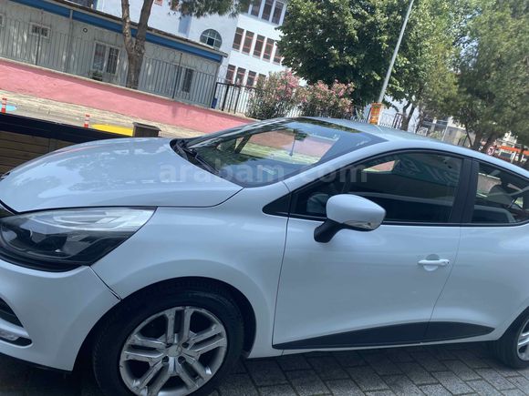 Sahibinden Renault Clio 1.5 dCi Joy 2017 Model  151000 km Beyaz