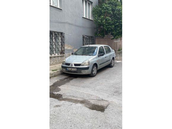 Sahibinden Renault Clio 1.4 Authentique 2004 Model 