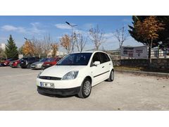 Sahibinden Ford Fiesta 1.4 TDCi Comfort 2004 Model 