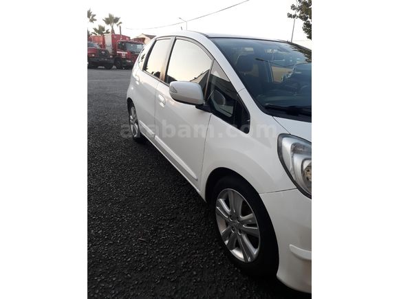 Sahibinden Honda Jazz 1.4 Fun 2012 Model  133 bin km de