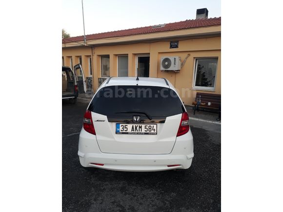 Sahibinden Honda Jazz 1.4 Fun 2012 Model  133 bin km de