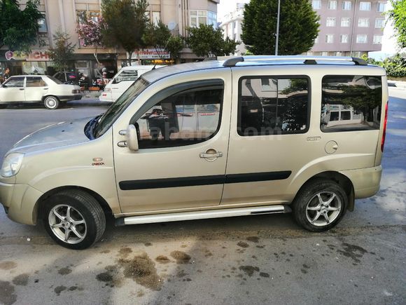 Sahibinden Fiat Doblo Combi 1.3 Multijet Carioca 2009 Model