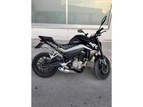 Sahibinden CFmoto 250NK 
