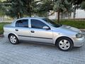 2006 model Opel astra