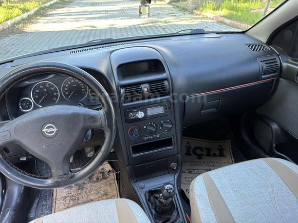2006 model Opel astra
