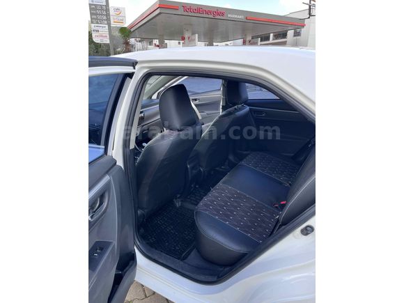 Sahibinden Toyota Corolla 1.4 D-4D Advance 2016 Model 