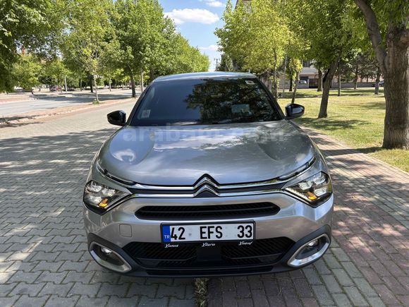Sahibinden Citroen C4 1.2 PureTech Shine 2023 Model 