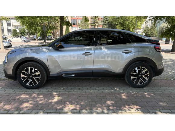 Sahibinden Citroen C4 1.2 PureTech Shine 2023 Model 