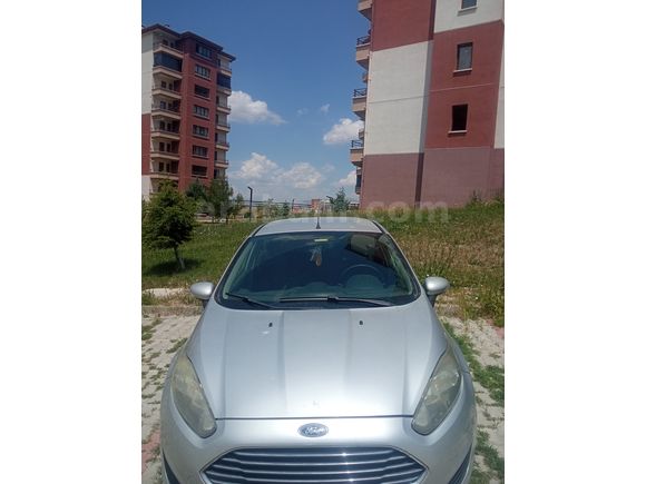 Sahibinden Ford Fiesta 1.5 TDCi Trend 2013 Model
