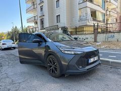 Sahibinden Toyota C-HR 1.8 Hybrid Passion 2024 Model 