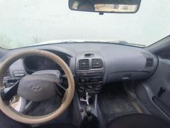 Sahibinden Hyundai Accent 1.3 LX 2001 Model  351.000 km Beyaz