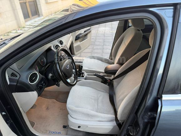 Sahibinden Ford Focus 1.6 TDCi Ghia 2006 Model