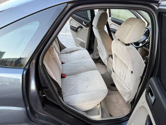 Sahibinden Ford Focus 1.6 TDCi Ghia 2006 Model