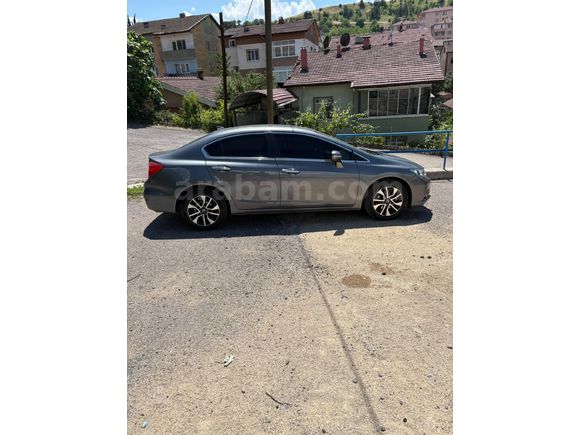 Sahibinden Honda Civic 1.6i VTEC Eco Elegance 2015 Model