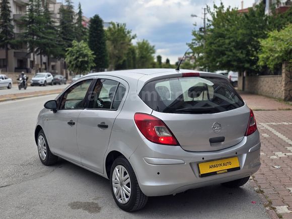 Galeriden Opel Corsa 1.3 CDTI Enjoy 2013 Model Konya