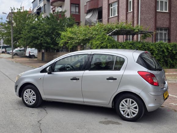 Galeriden Opel Corsa 1.3 CDTI Enjoy 2013 Model Konya