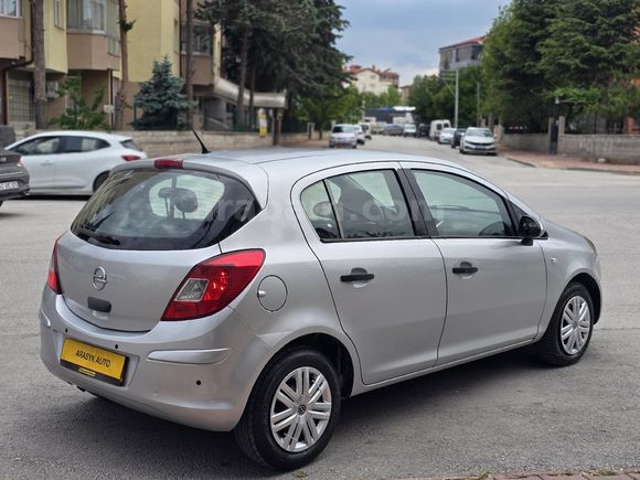 Galeriden Opel Corsa 1.3 CDTI Enjoy 2013 Model Konya
