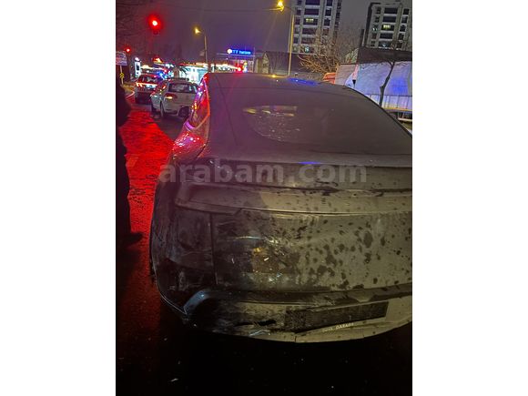 FIRSAT ARACI - 2025 TESLA MODEL Y JUNIPER PREMIUM