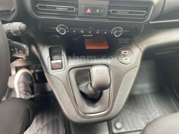 Galeriden Citroen Berlingo 1.5 BlueHDI Feel Bold 2025 Model Van