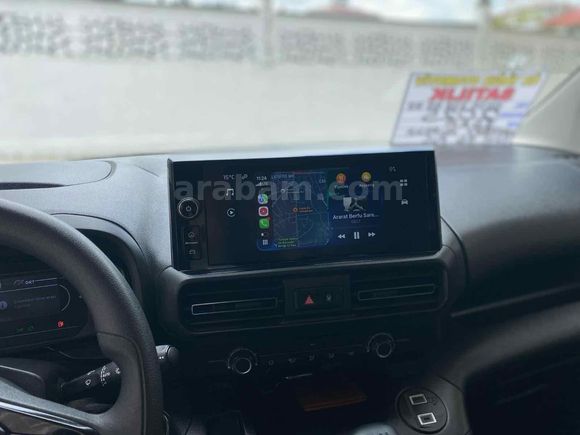 Galeriden Citroen Berlingo 1.5 BlueHDI Feel Bold 2025 Model Van
