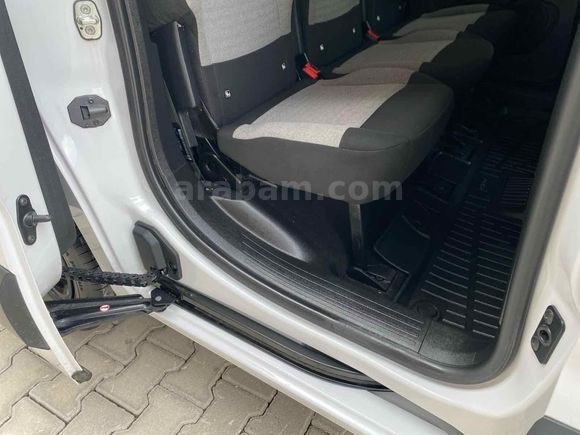 Galeriden Citroen Berlingo 1.5 BlueHDI Feel Bold 2025 Model Van