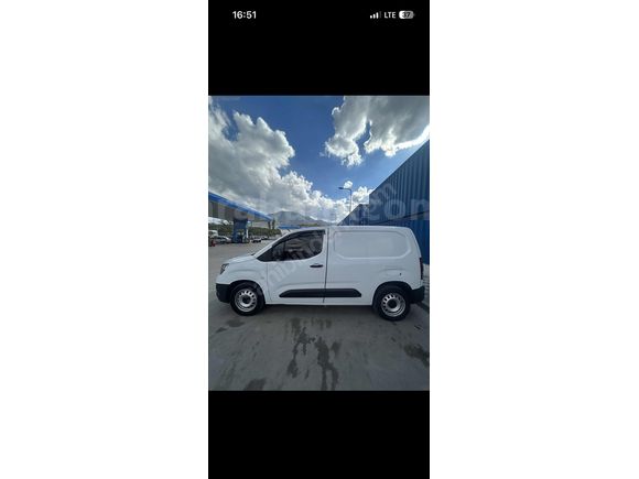 Sahibinden Opel Combo 1.5 CDTI Edition 2023 Model 
