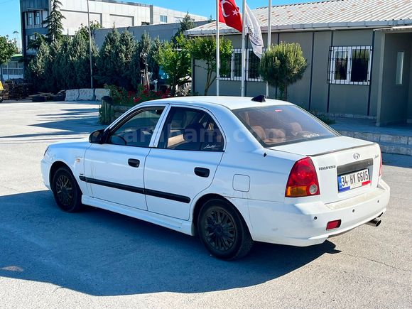 Sahibinden Hyundai Accent 1.5 CRDi Admire 2005 Model 