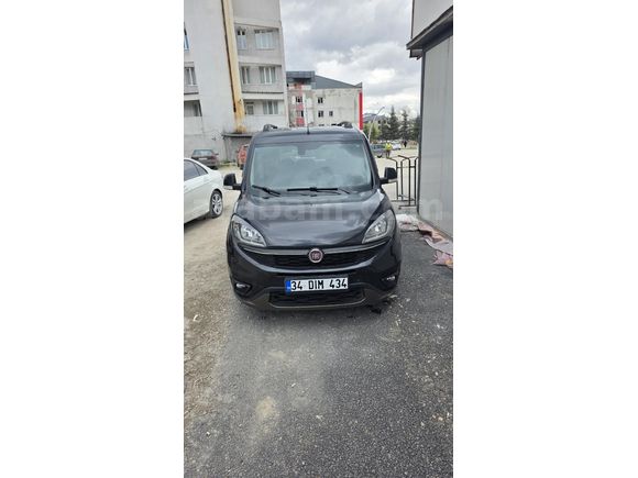 Sahibinden Fiat Doblo Combi 1.6 Multijet 20.Yıl Özel Seri 2020 Model  126.000 km Siyah