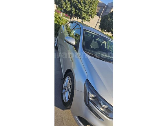 Sahibinden Renault Megane 1.5 Blue DCI Icon 2020 Model