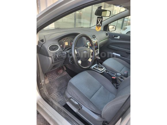 EMEKLİ ASKERİ PERSONELDEN TEMİZ OTOMATİK FORD FOCUS 2