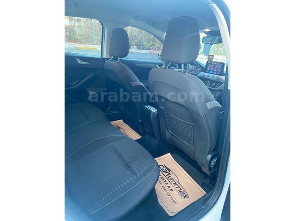 Sahibinden Ford Focus 1.5 EcoBlue Trend X 2023 Model 