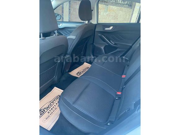 Sahibinden Ford Focus 1.5 EcoBlue Trend X 2023 Model 